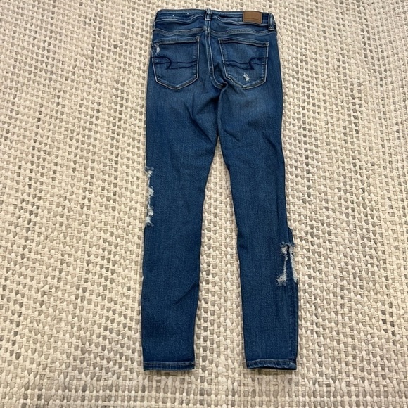 American Eagle jegging next level stretch size 2 regular distressed - Picture 6 of 10